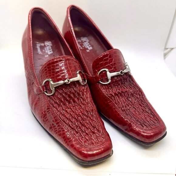 Helle Comfort Shoes - EUC Helle Comfort By Romu's Spain Sz 38/7.5 Alligator Patent Leather 2.5" Heels